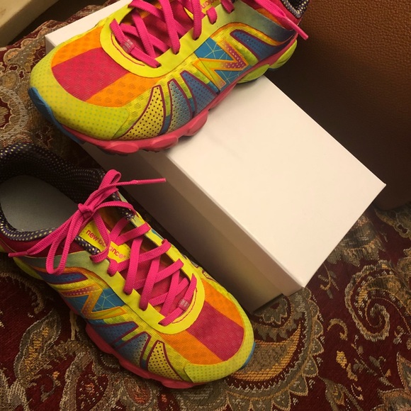 Sneakers/Tennis Shoes - Picture 5 of 5